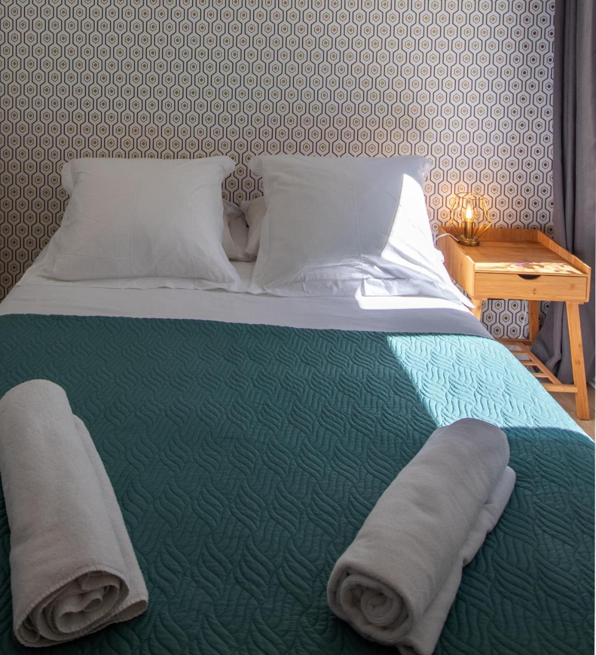 Apartment La Maison Des Roses 4 Avignon Villeneuve-les-Avignon